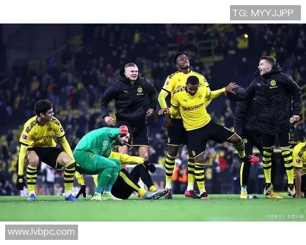 多特新援大放异彩，助球队大胜汉诺威，稳固德甲前列位置