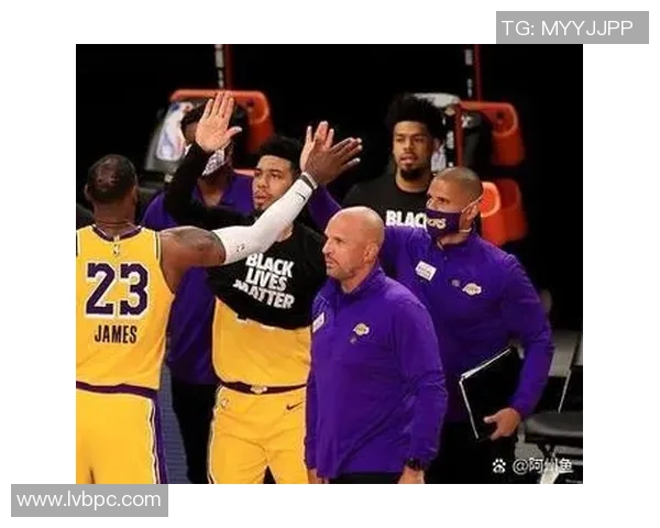 快船逆转独行侠,成功晋级季后赛次轮 快船逆转独行侠,成功晋级季后赛次轮