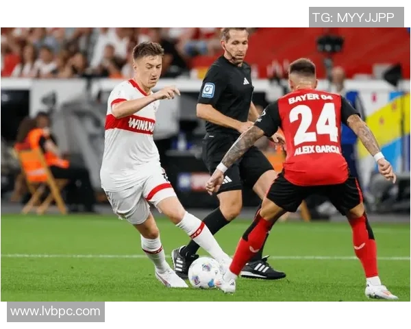 勒沃库森主场大胜:沃尔夫斯堡遭遇惨败,3-0完美击溃对手 勒沃库森主场大胜:沃尔夫斯堡遭遇惨败,3-0完美击溃对手