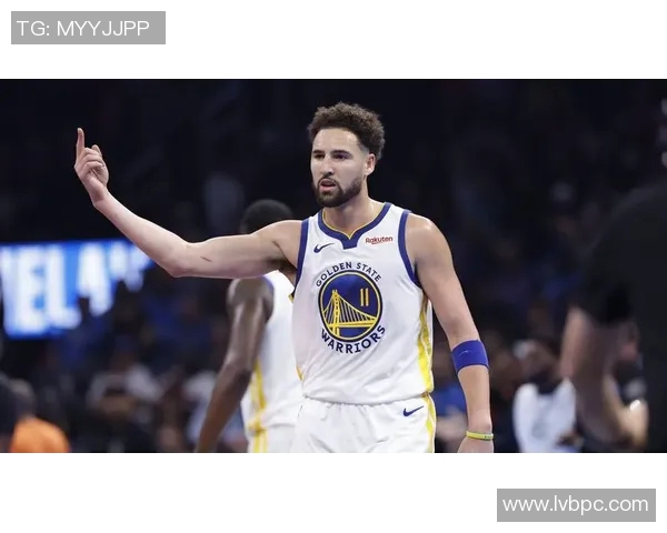 勇士擒马刺，库里23分8助攻：统治力再现，卫冕之路势不可挡