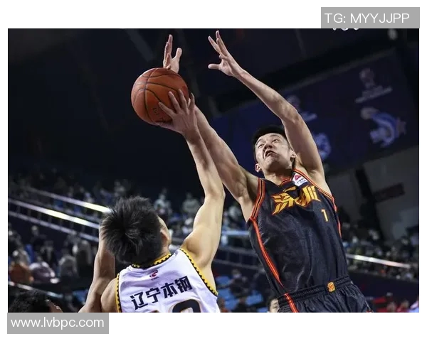 深圳马可波罗队长郭艾伦荣膺本赛季最有价值球员，成就辉煌再续