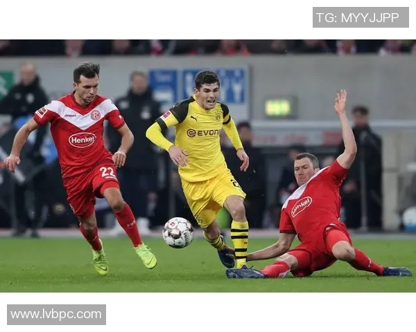 沃尔夫斯堡主场3-1大胜波鸿,提前锁定下赛季欧战资格 沃尔夫斯堡主场3-1大胜波鸿,提前锁定下赛季欧战资格